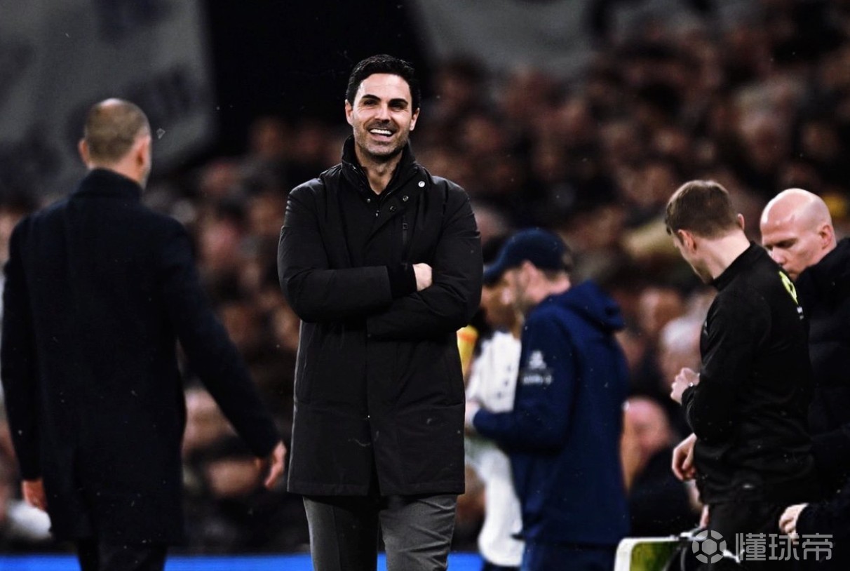 本赛季阿森纳13次通过定位球或点球率先破门，追平英超纪录