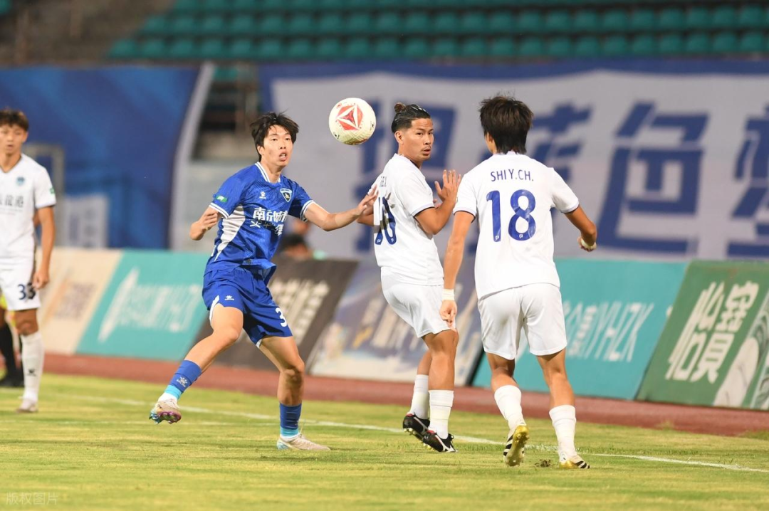 意外！申花01后青训再走一人，如今就剩下两位王牌在俱乐部挑大梁