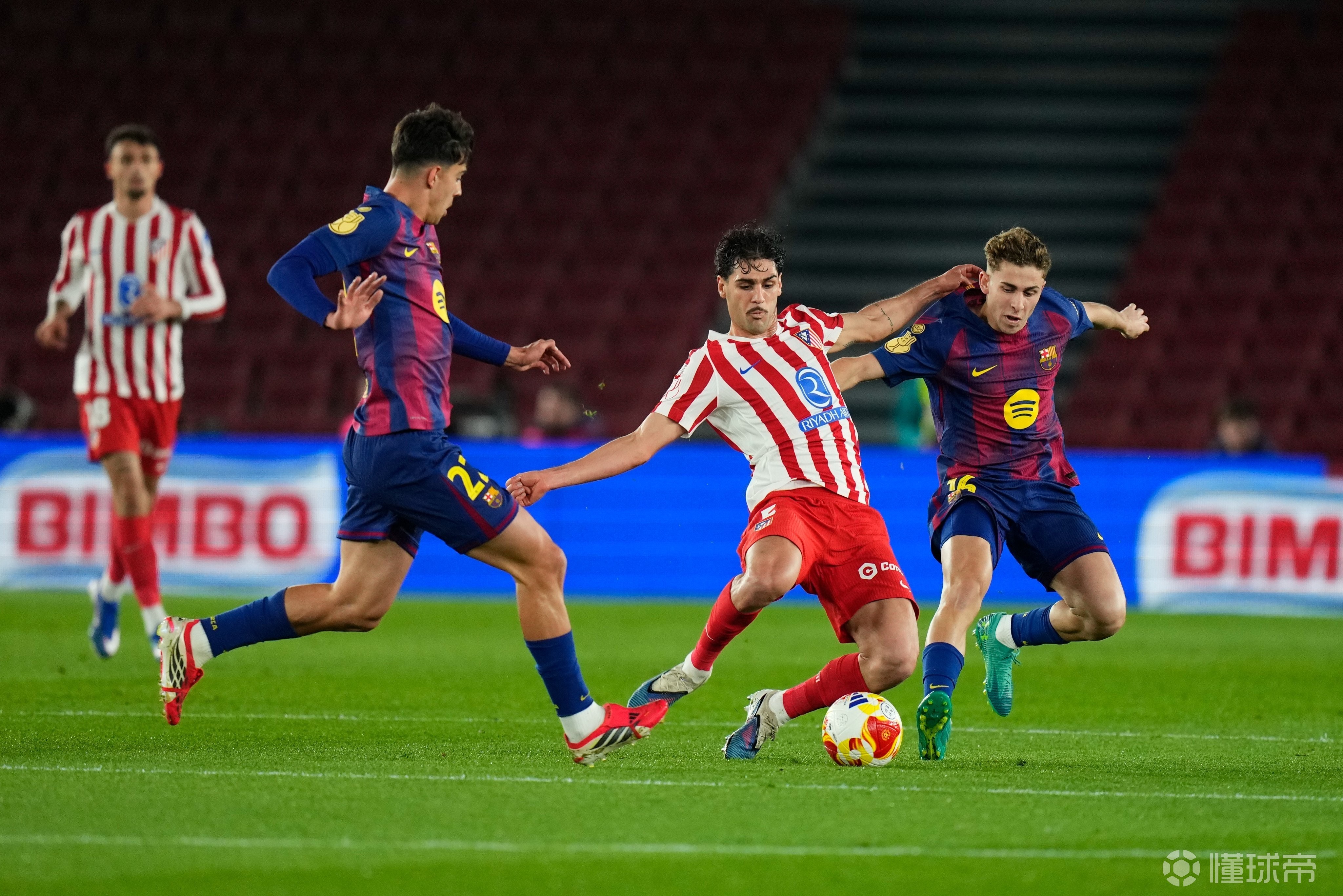 人员捉襟见肘！巴萨后防仅剩5人可用，3月还剩3场联赛+2场欧冠