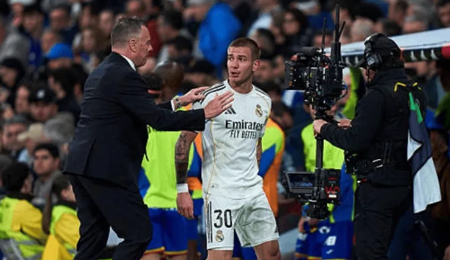 官方：马斯坦托诺停赛2场 赫伊森、卡雷拉斯累计黄牌停赛