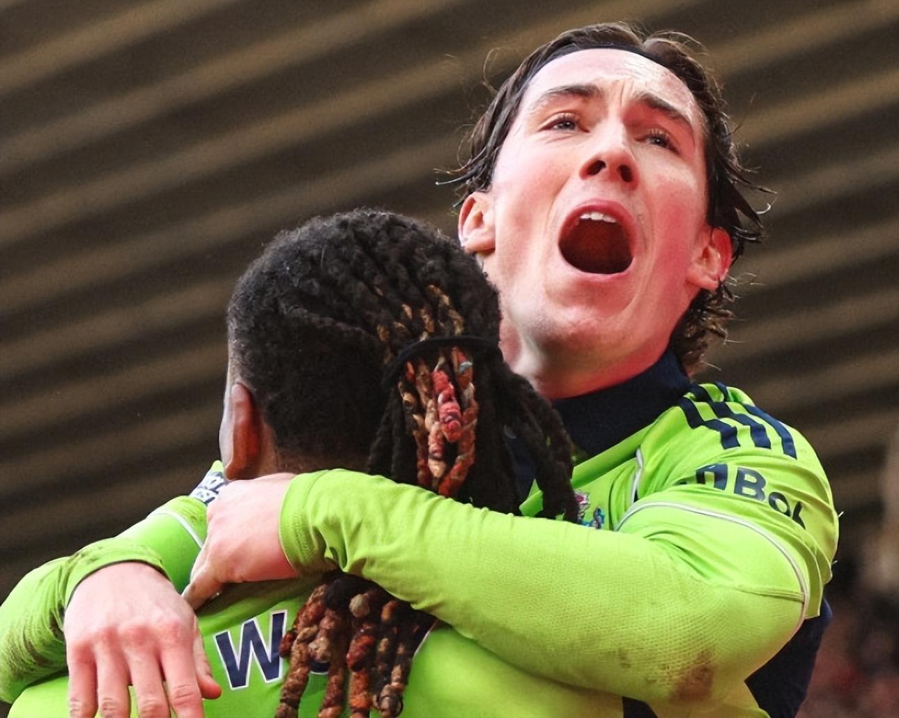 今夏英超游出一条大鱼 10球7助攻 天才边锋或成自由身 遭多队疯抢