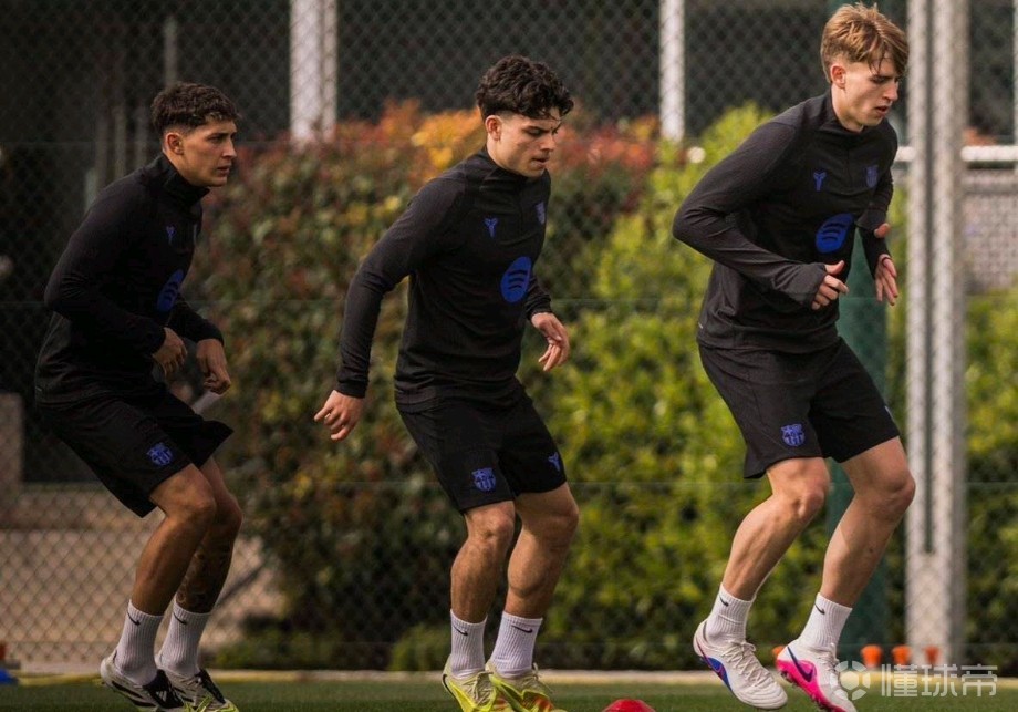 世体：因巴尔德和孔德受伤，B队帕西菲科参与巴萨一线队训练