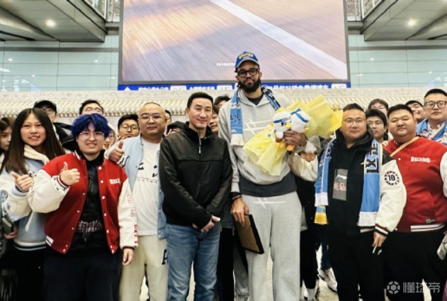 北京首钢：会全力推进麦基的注册流程，期待与他并肩作战