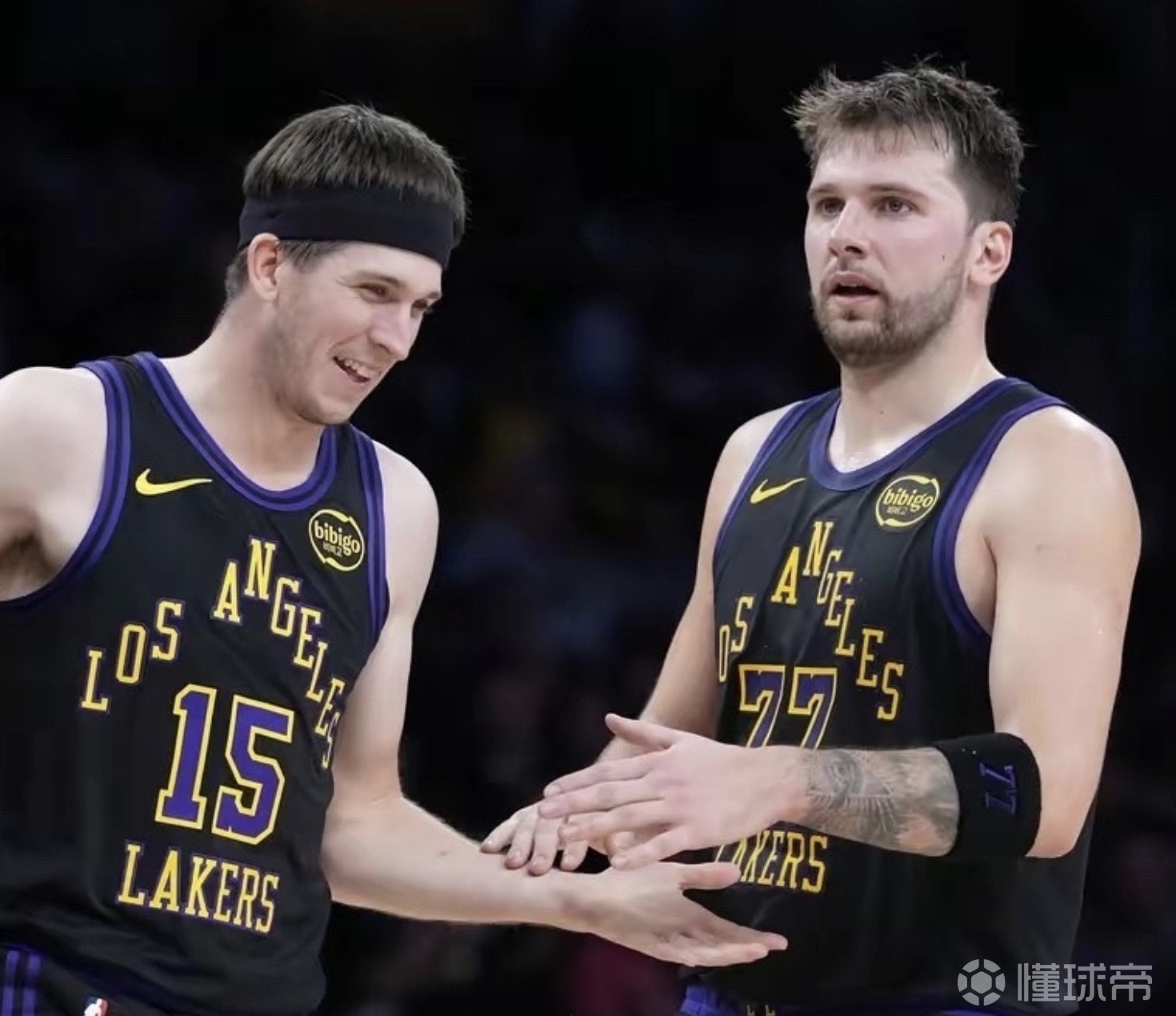 记者：湖人想打造独行侠2.0阵容，认可东契奇&里夫斯后场组合