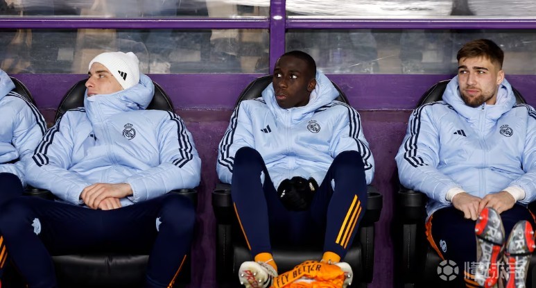 阿斯：皇马想今夏出售门迪，但前提是他能上场比赛并发挥出色