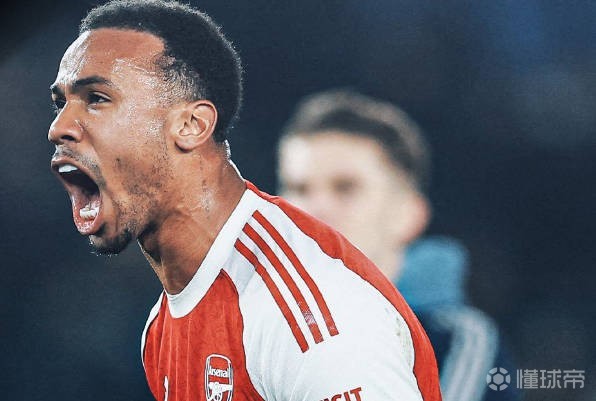 阿森纳两名球员单场12+解围，为他们最近10个赛季英超中首次