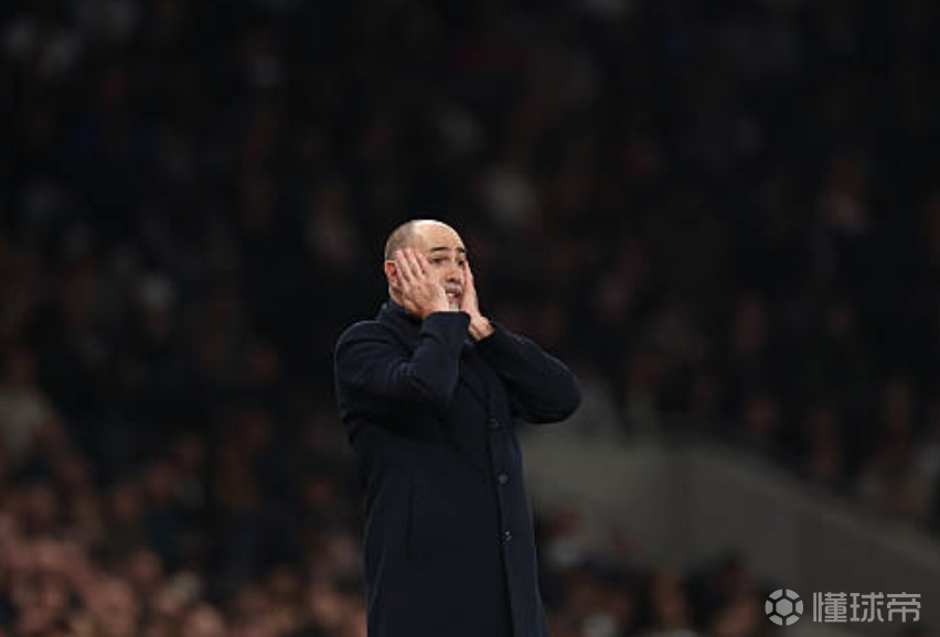 嘲讽拉满，水晶宫球迷朝图多尔喊“你明早就要被解雇啦”