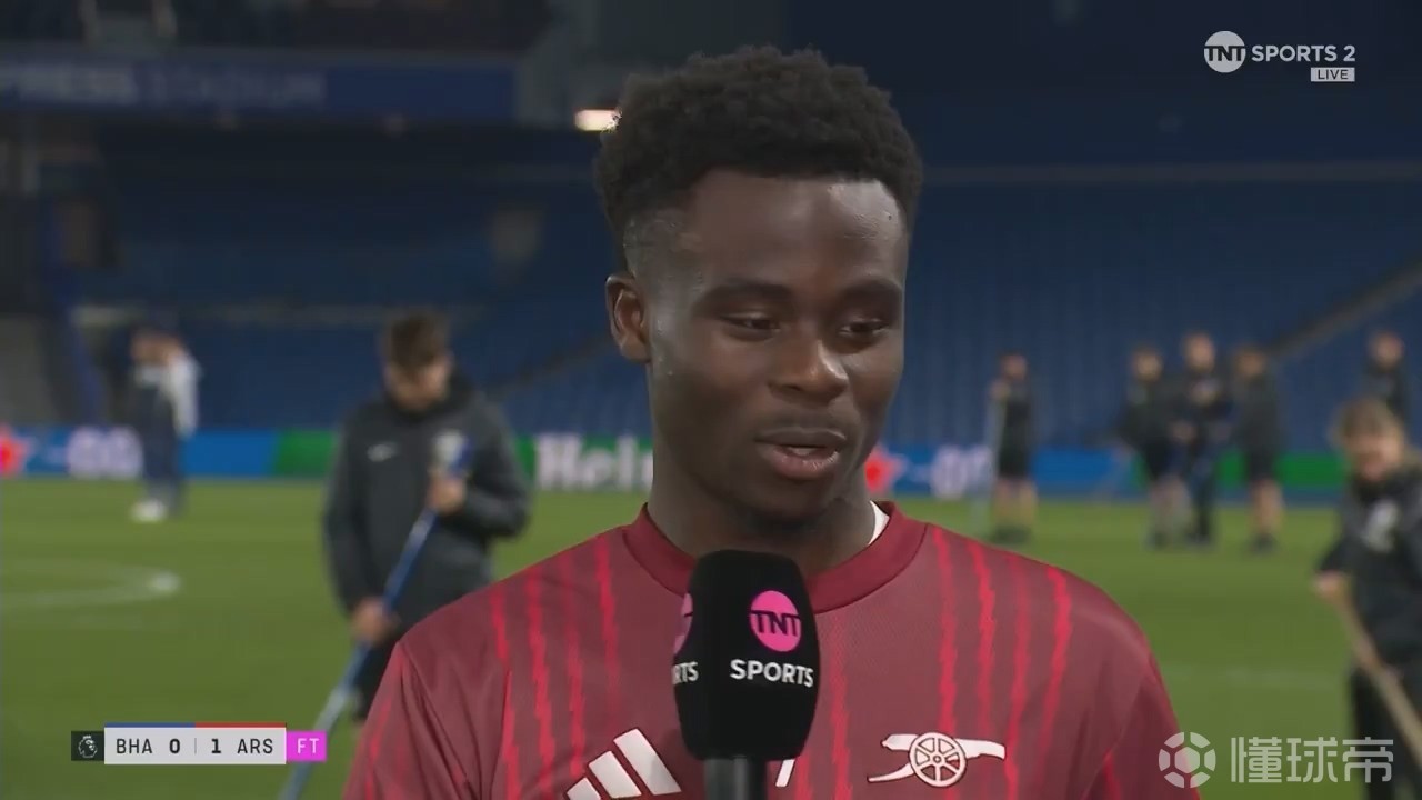 萨卡：听到球迷们突然庆祝，我大概就知道其他比赛发生了什么