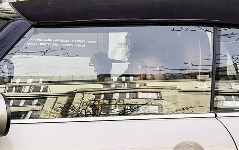 新手上路！姆巴佩低调驾车现身巴黎街头