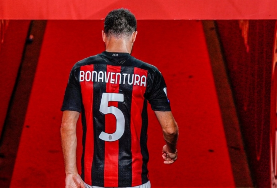 36岁博纳文图拉宣布退役：是时候停下脚步了 米兰与我羁绊最深