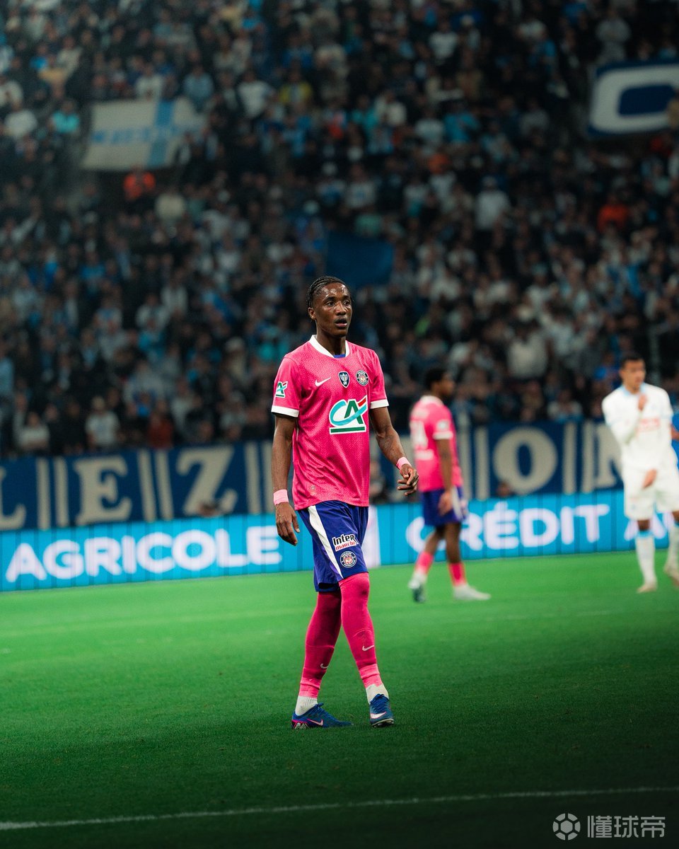 罚进制胜点球助球队淘汰马赛，图卢兹球员迪奥普遭到种族歧视