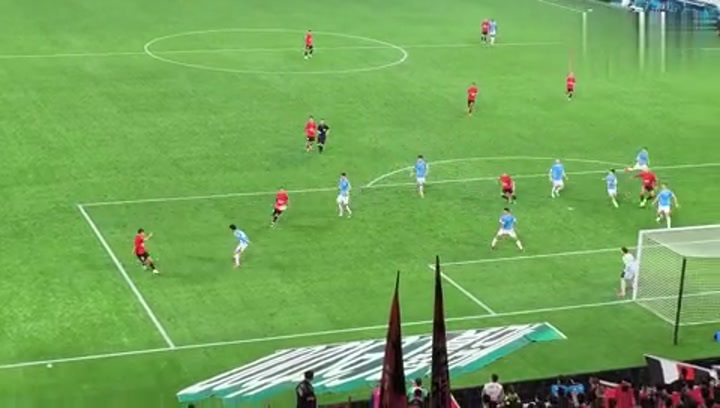 实拍韦林顿-席尔瓦头球破门 全场球迷高喊“姆巴佩”