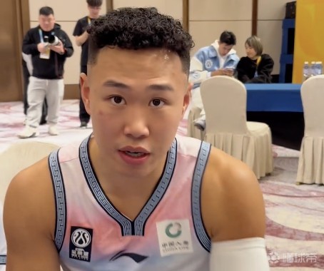 贺希宁：感谢郭指导给我重返国家队的机会，世预赛给自己打6分