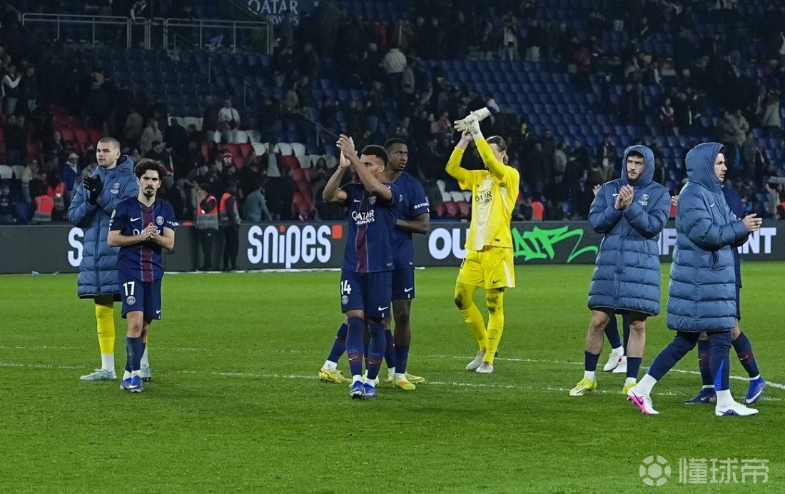 巴黎近10个赛季第三次法甲前25轮至少输4场，此前两次均未夺冠