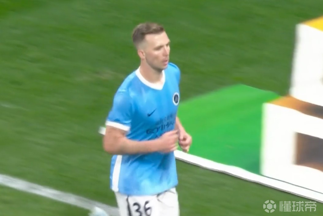 赵震：卡尔采夫和奥乌苏都有伤病，姚均晟和李龙也受伤