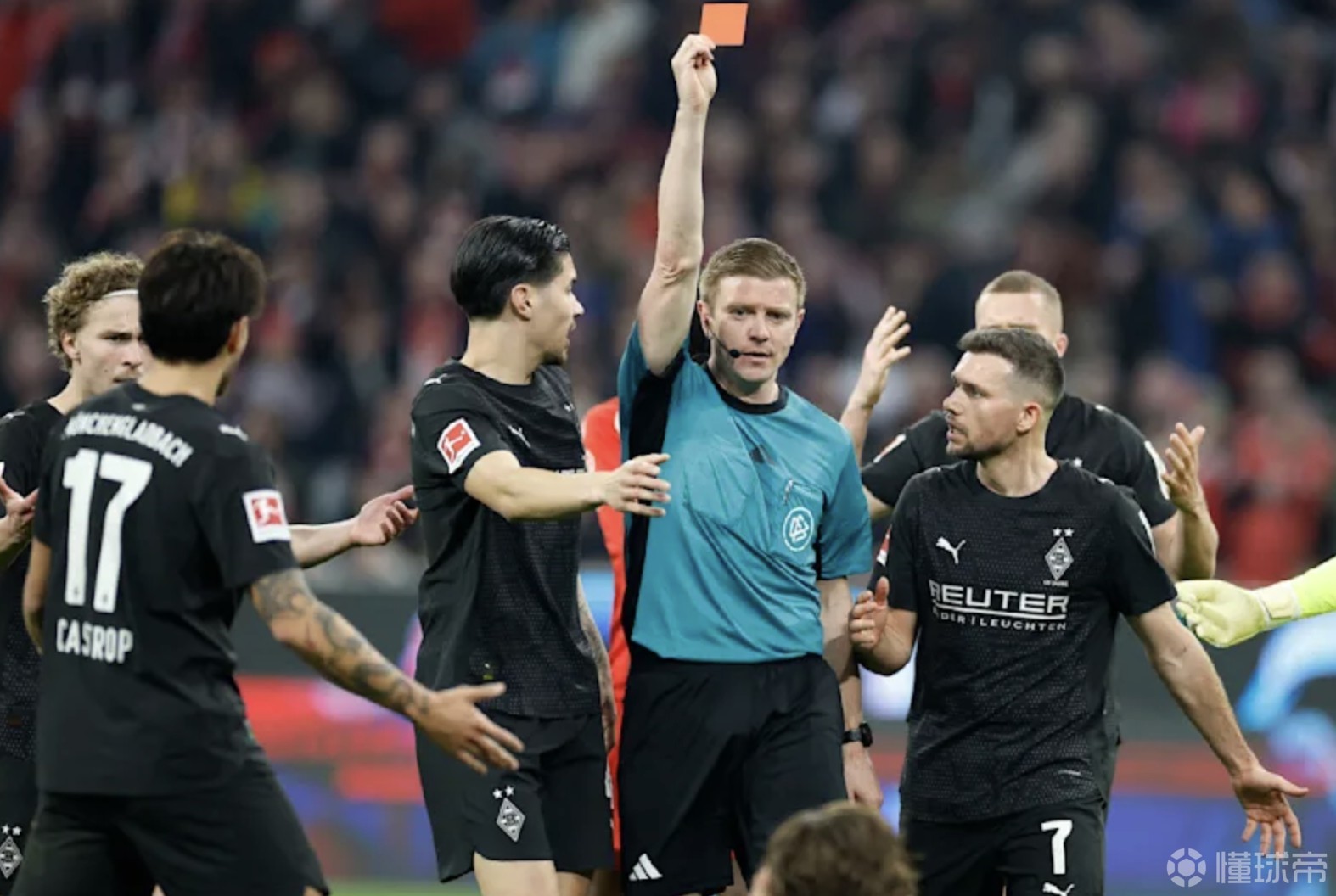 门兴主帅谈拜仁被判点球：今天没有一名能做出正确判罚的裁判