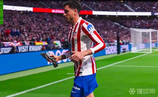 希门尼斯：足坛就像绞肉机，我们卖力气取悦别人