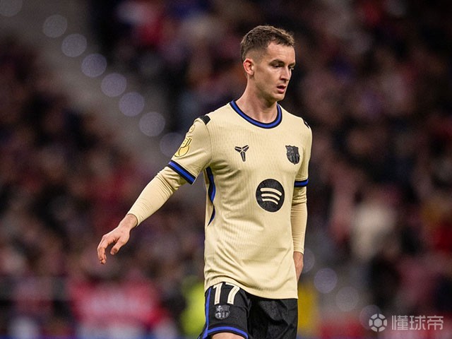 卡萨多：霍安肯定能拿到球，所以库巴西的动作只是黄牌