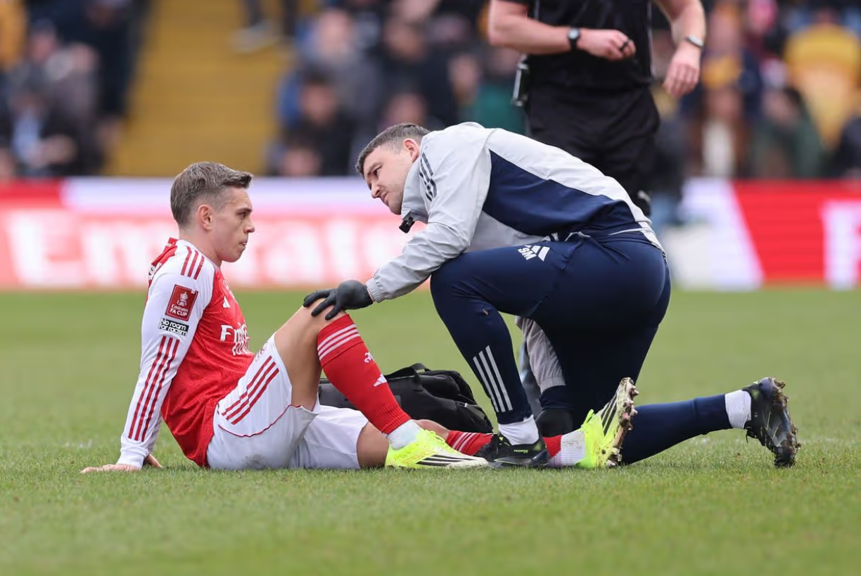 足总杯险胜曼斯菲尔德，阿尔特塔面临后续“用人荒”
