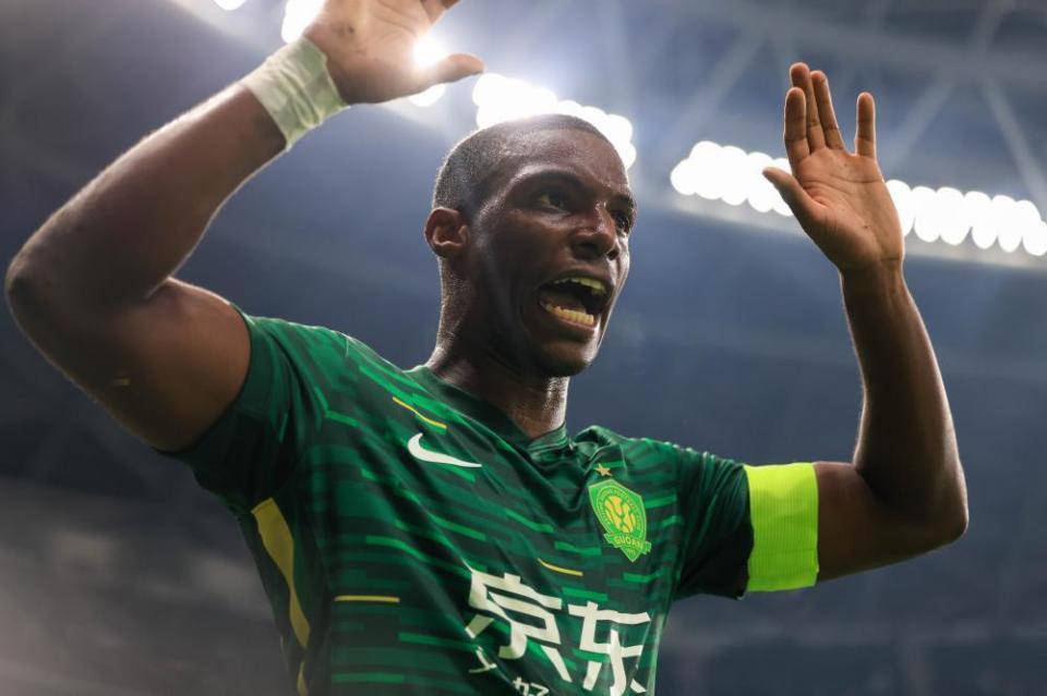 法比奥2季连轰国安中超首球！5战三镇连入5球，独居队史射手榜第2