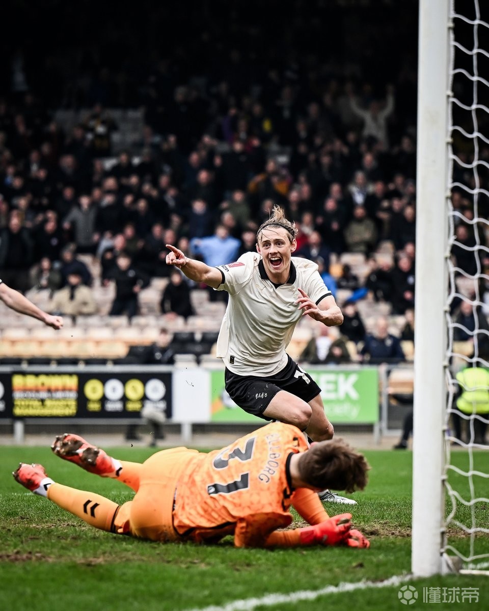 淘汰桑德兰，英甲副班长维尔港时隔72年再度闯进足总杯八强