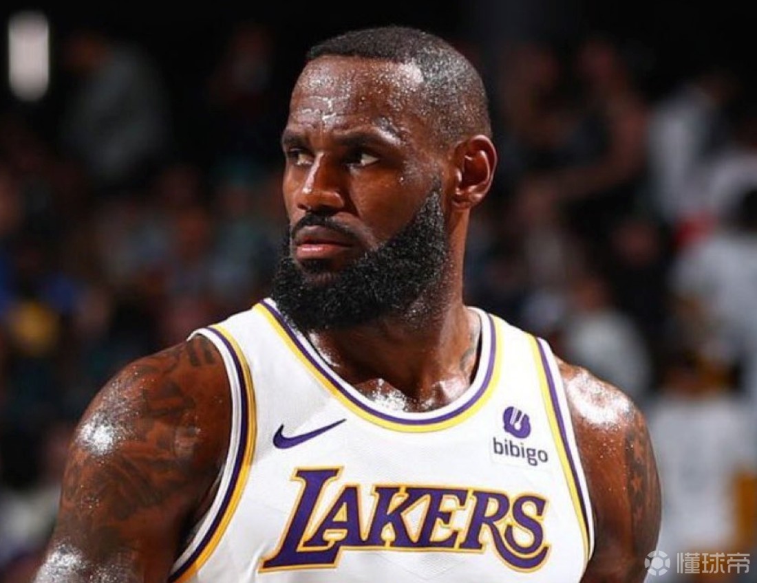 湖人跟队：詹姆斯因左肘挫伤和左脚关节炎将缺战尼克斯