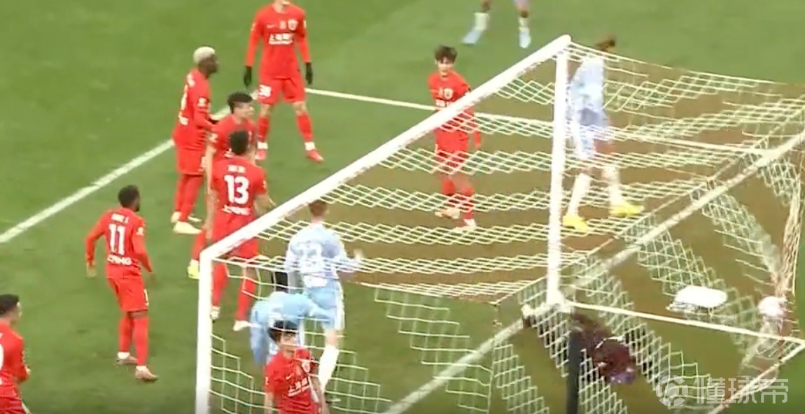 热议河南胜海港：河南是真玩命；照这个踢法夏窗梅伦多又回了