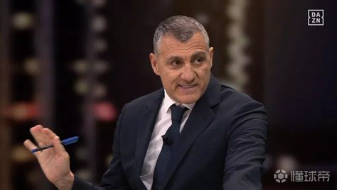 维埃里：联赛冠军的竞争重新开启；里奇肘部张开我觉得是点球