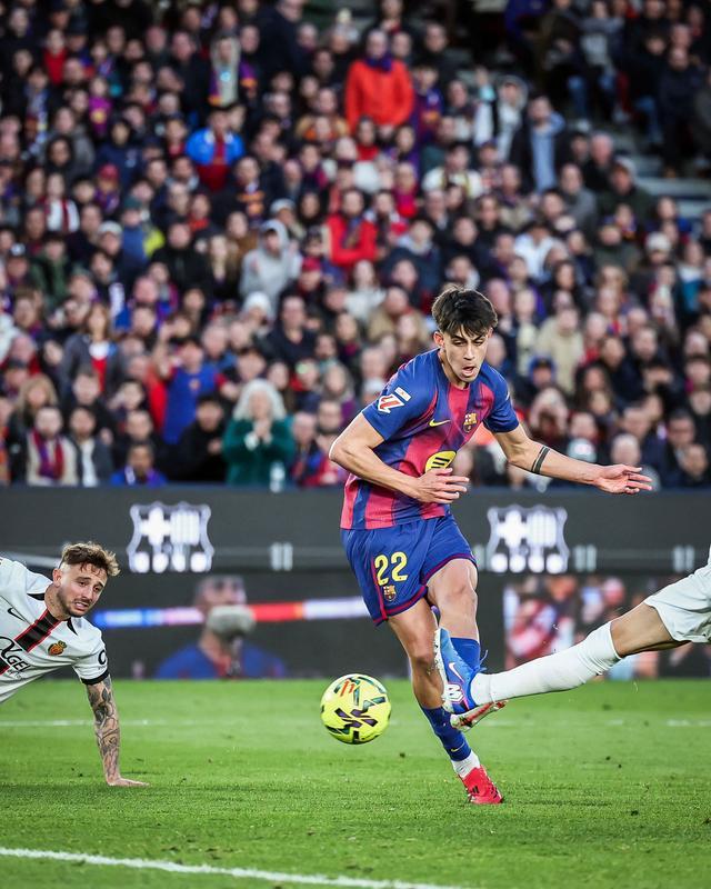 虚惊一场！巴萨天才半场被换引恐慌，弗里克：只是闹肚子