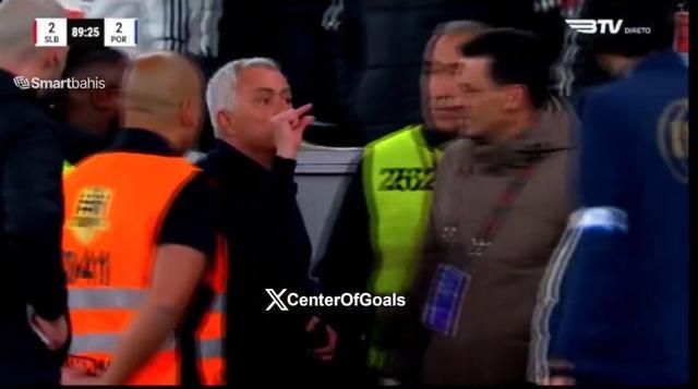 本菲卡绝平波尔图！穆帅染红惹争议，被骂叛徒疯狂对线