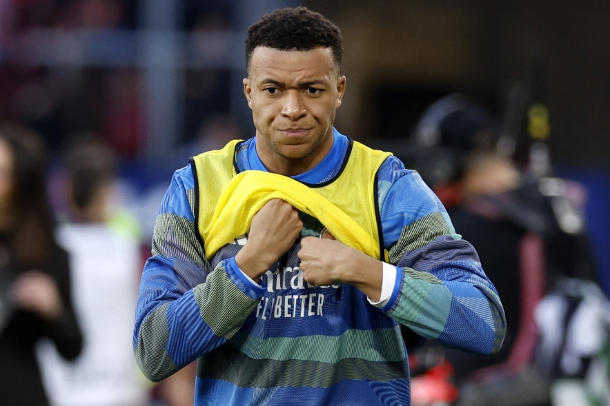 记者：姆巴佩今日进行个人恢复训练 贝林等多人未参加合练