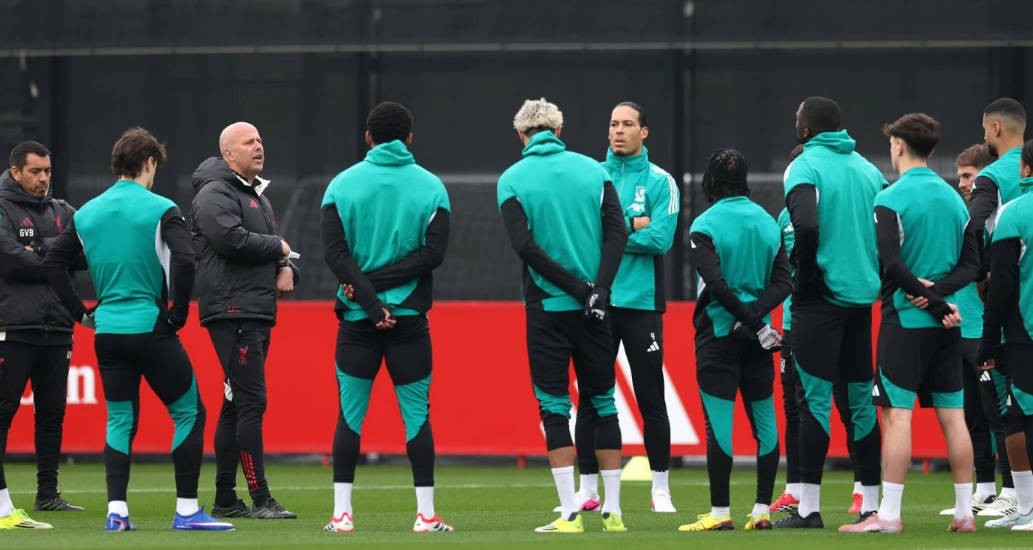 利物浦客战加拉塔萨雷大名单：阿利松、小基耶萨缺席