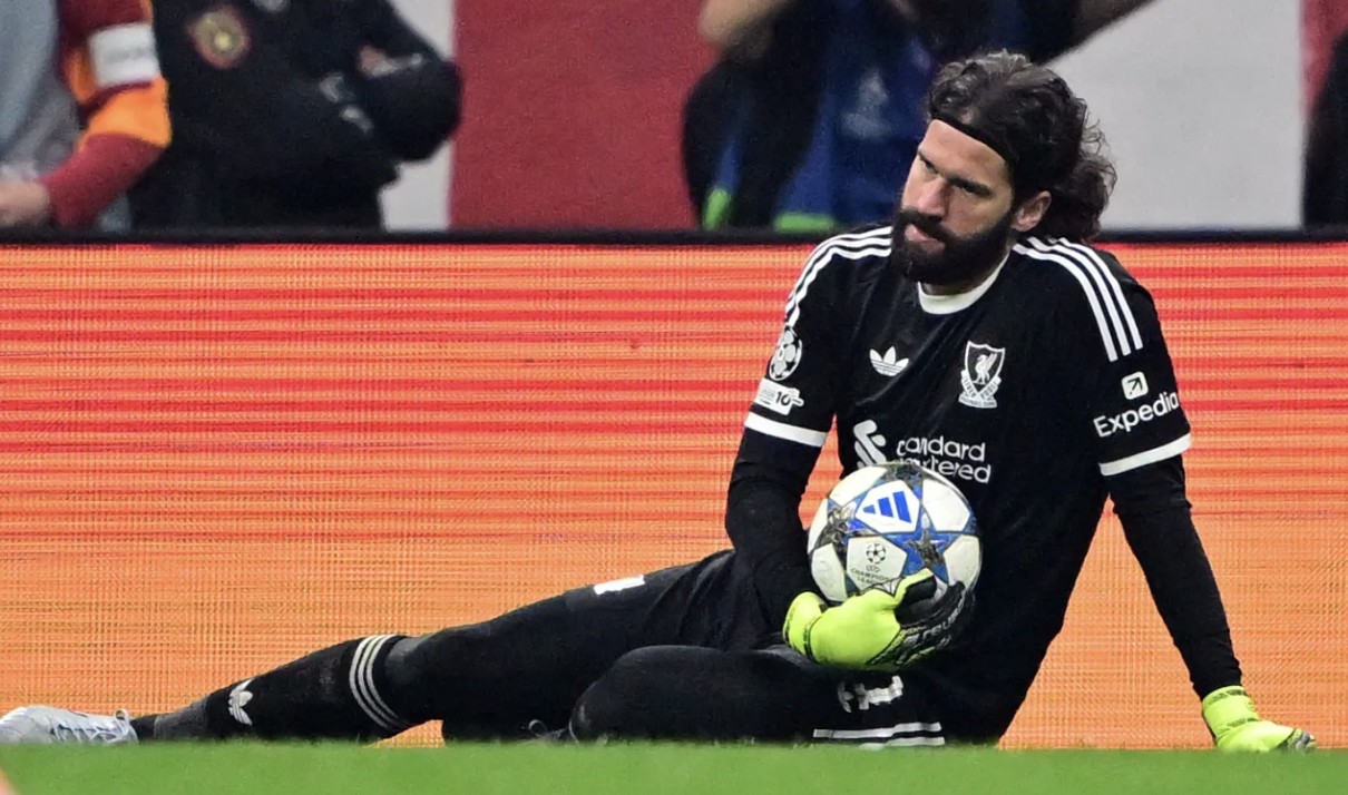 泰晤士：阿利松训练后感到不适，为避免风险红军决定让其休息