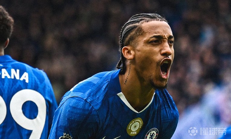 鲁尼：若昂-佩德罗可能是状态最好的英超前锋，德拉普很艰难