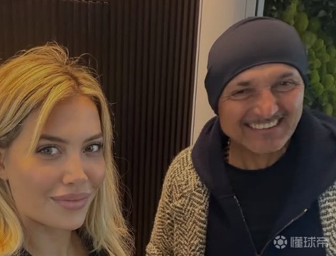 冰释前嫌，旺达晒与斯帕莱蒂合照，后者曾夺伊卡尔迪队长袖标