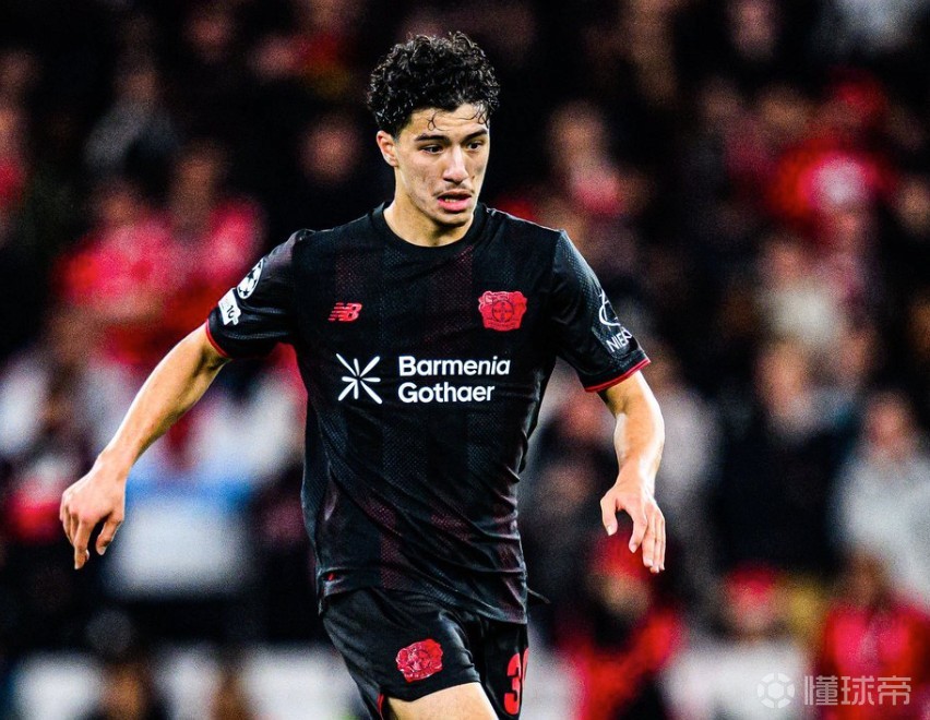 记者：马竞3500万欧报价马扎，勒沃库森要价至少4500万