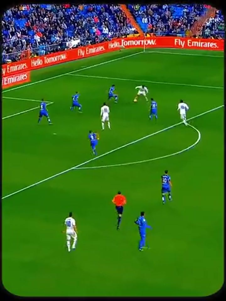 C罗的大力射门 这力量也让不少人“受伤”