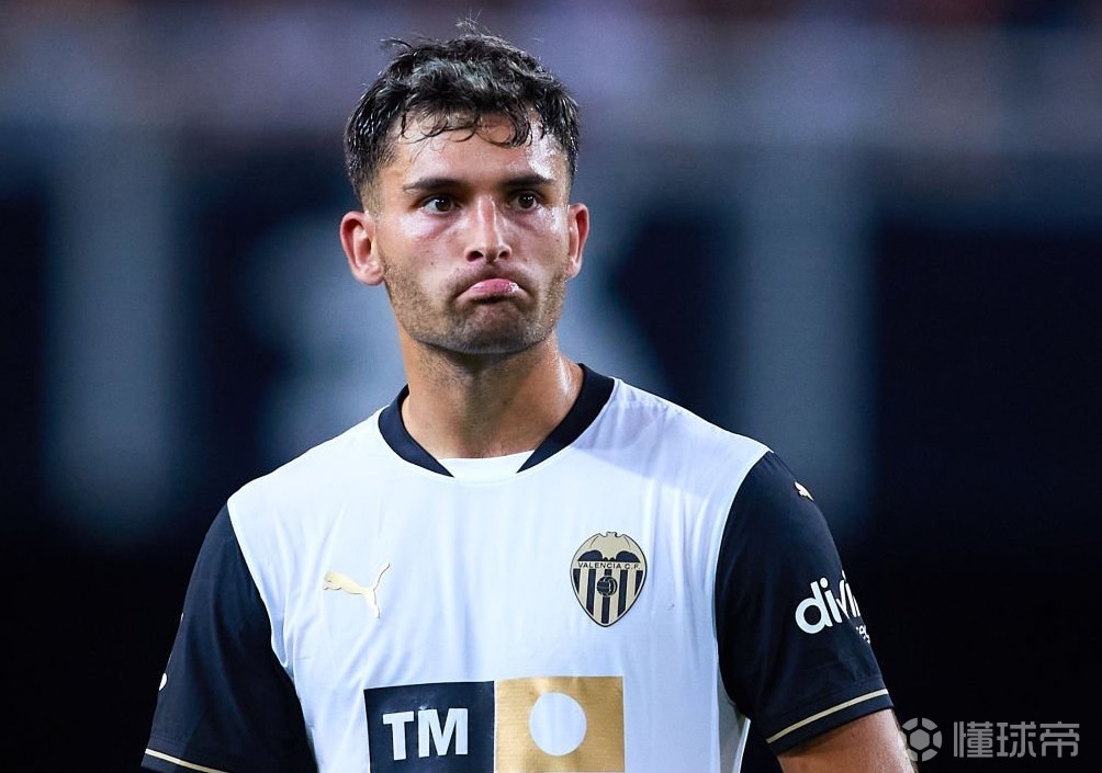 杜罗：我训练很努力，但萨迪克宛如贝利再世，实在竞争不过