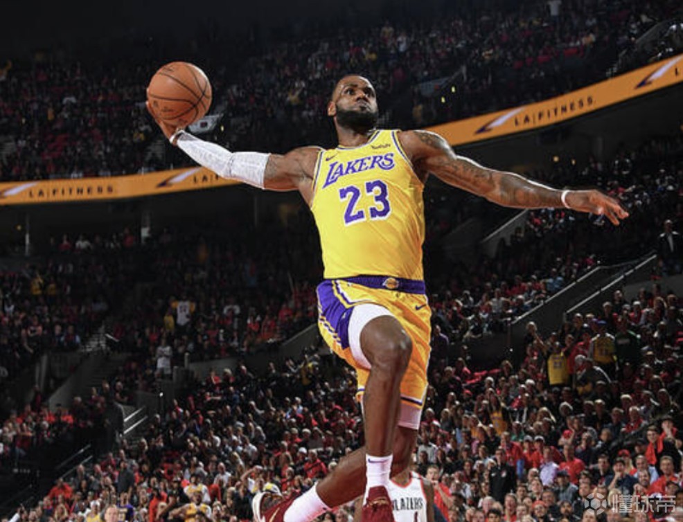 本赛季NBA快攻得分占比榜：詹姆斯26.6%高居榜首，伦纳德第10