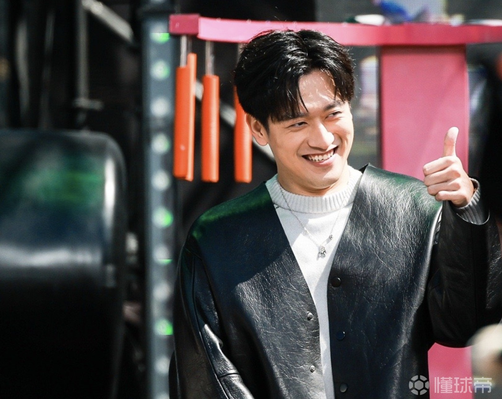 周冠宇：赛恩斯问我好吃的上海菜，我打算推荐大饼油条什么的