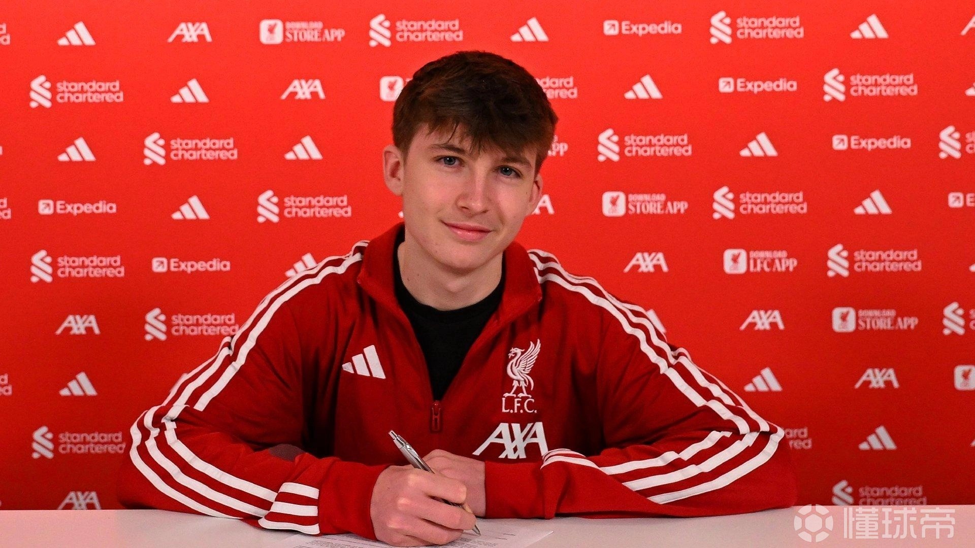 利物浦官方：17岁前锋英格尔索普与俱乐部签下首份职业合同