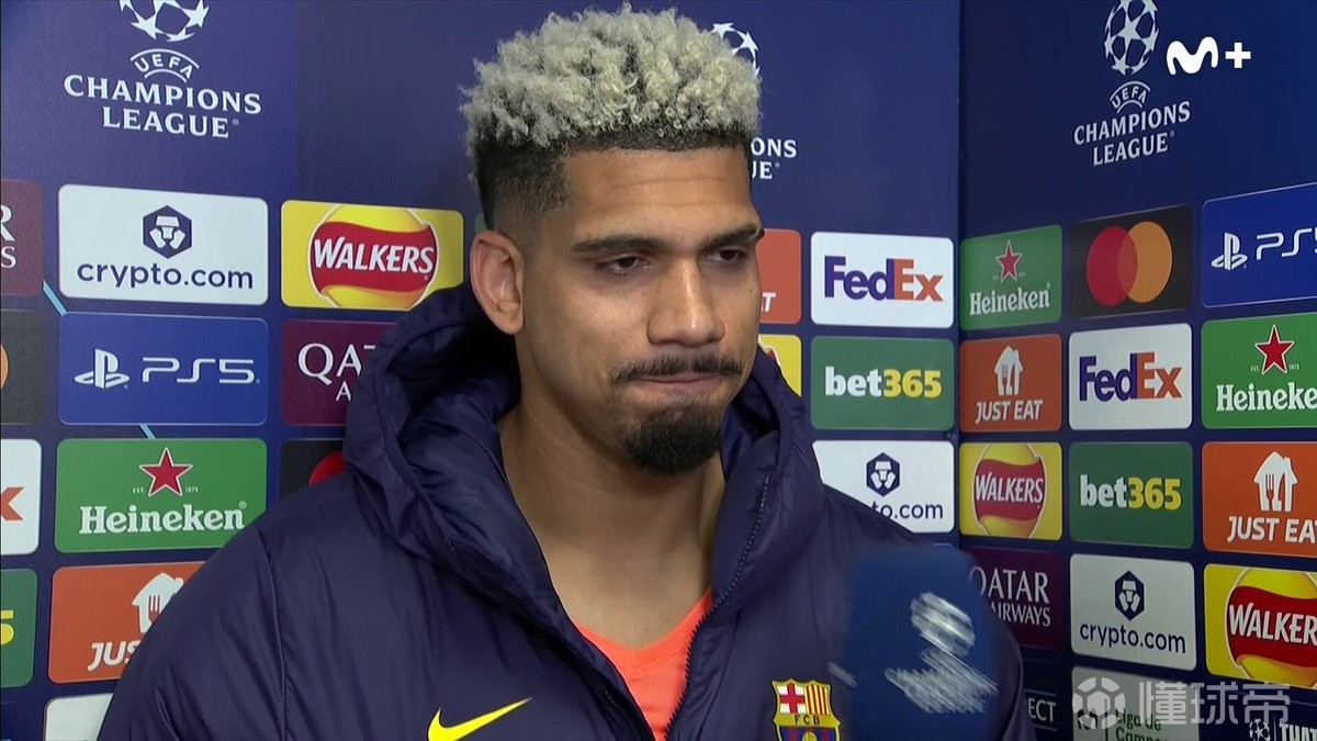 阿劳霍：就算抽筋了我也能进场，但裁判又一次把我赶出去