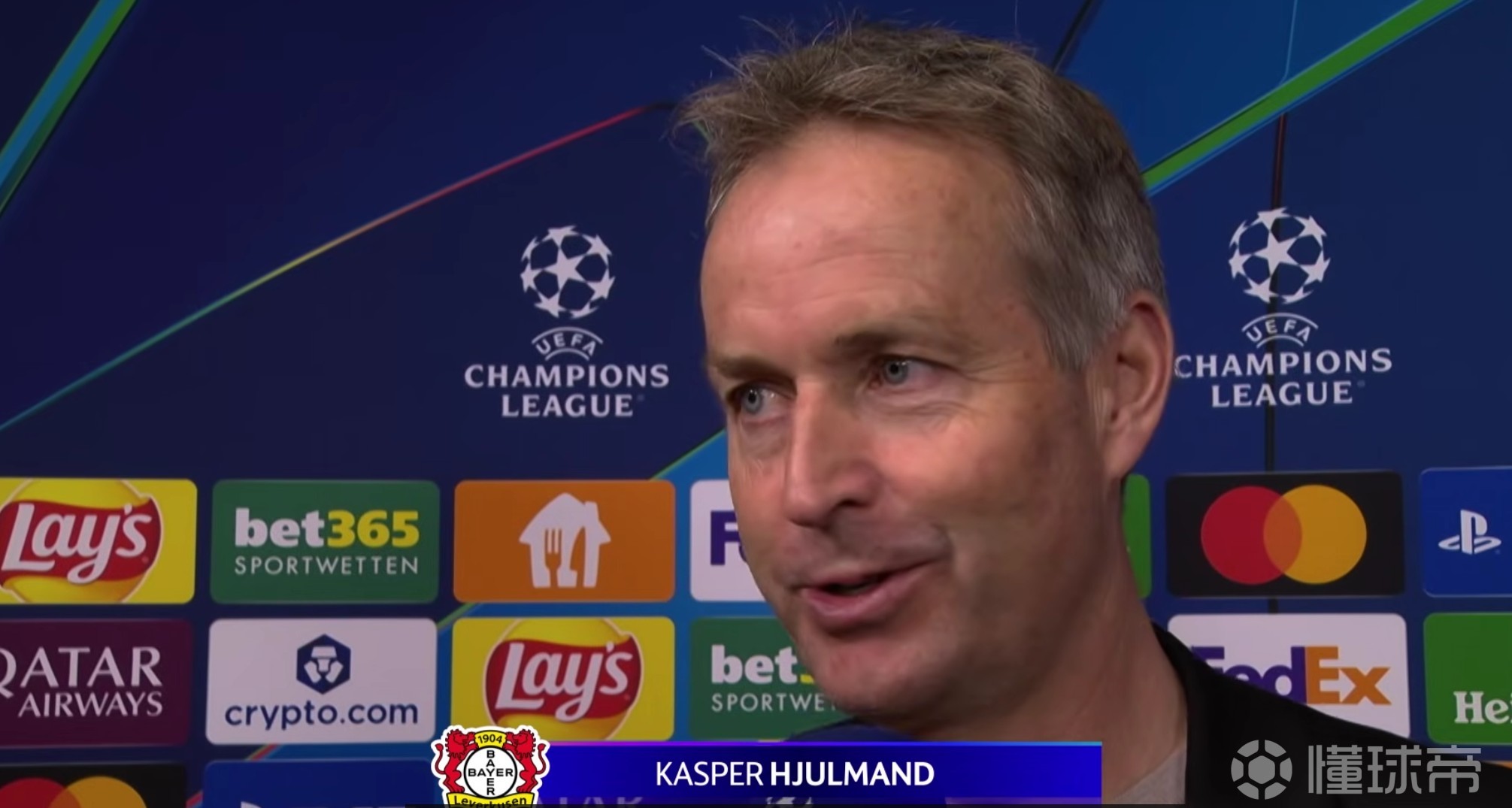 和阿森纳定位球教练说了啥？尤尔曼德：他说我们踢角球也挤人