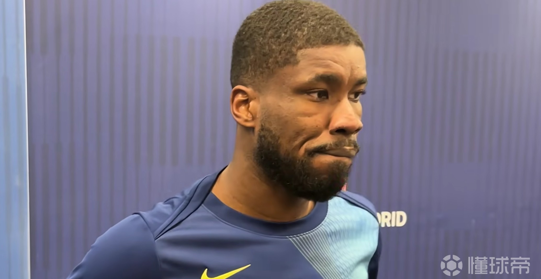 凯文-丹索：在足球领域球员失误总会发生，金斯基肯定能挺过去