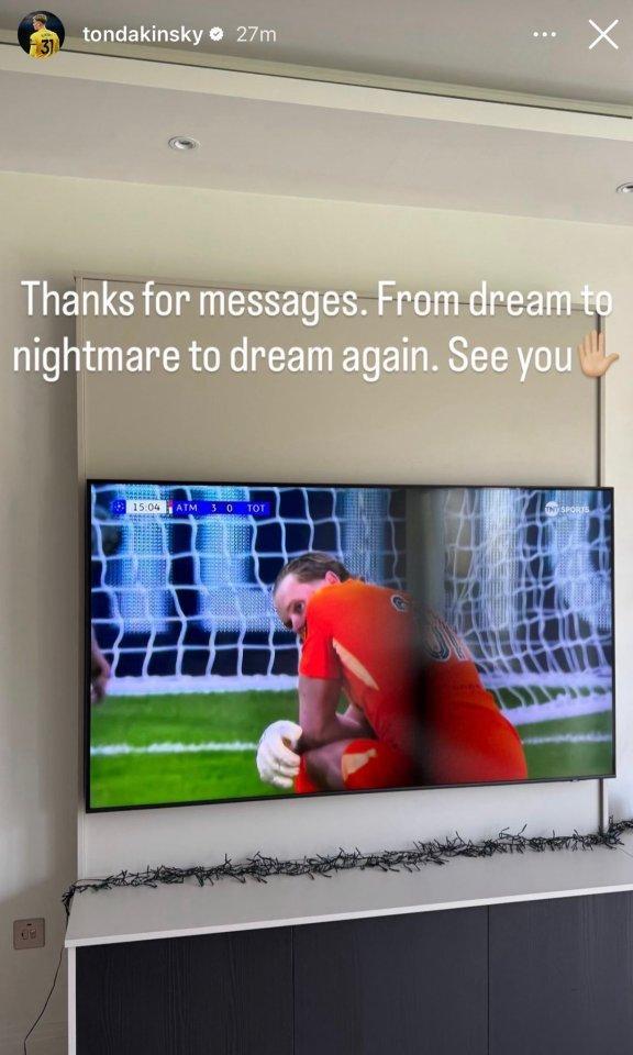 首发17分钟狂送两礼被换下！热刺门将赛后竟发文重温比赛？