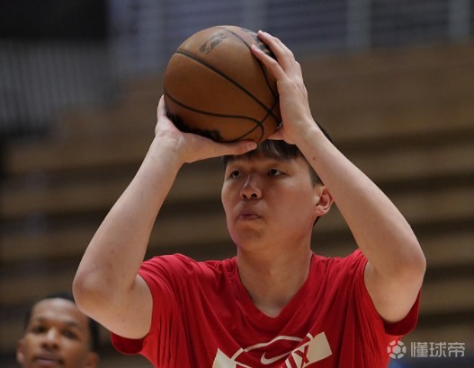 高效，杨瀚森G联赛16投14中砍31分8板3助，得分创个人新高