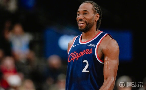 战神卡，伦纳德出场32分钟&20中15爆砍45分5板5助，正负值+41