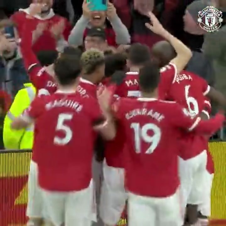 四年前今天37岁C罗上演帽子戏法 助曼联3-2热刺