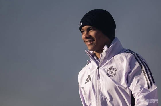 迭戈-莱昂：我还有很多不足之处，卡里克让我提高战术意识