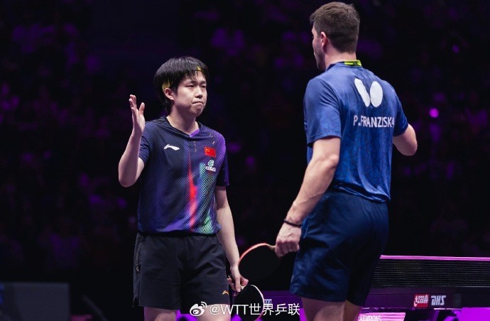 王楚钦3-0战胜弗朗西斯卡，晋级重庆冠军赛男单八强